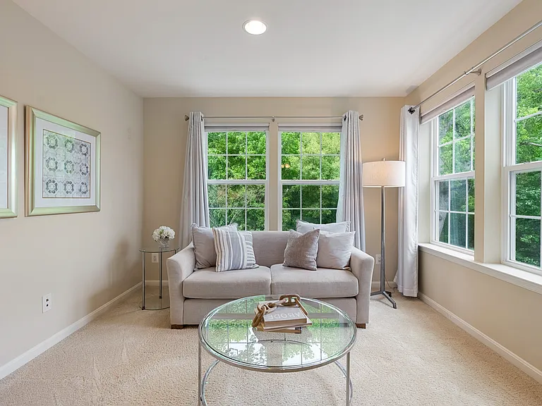 232 Mohegan Dr — Photo 15