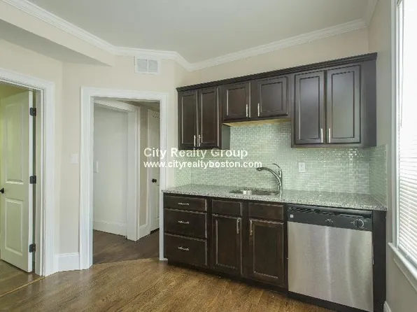 2969 Washington St #2R, Roxbury, MA 02119