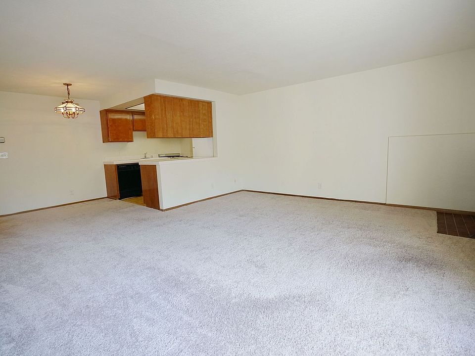 1st image of 2350 S Bentley Ave APT 9