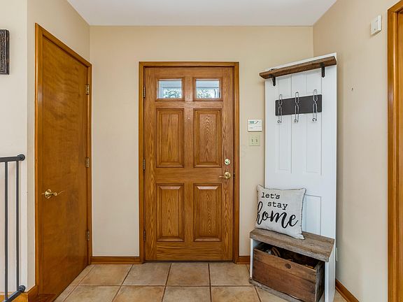 2nd image of 10084 Cadiz State Rte #21