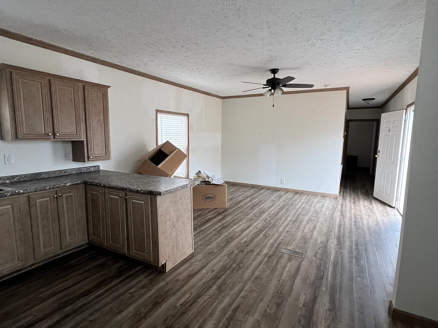 2 bed, $1,250 — Photo 3