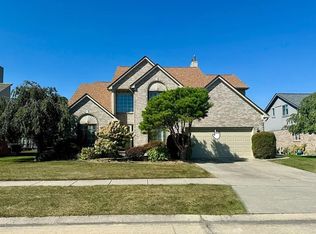 48167 Roosevelt Dr, Macomb, MI 48044