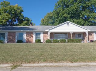 835 Spring Valley Dr, Anderson, IN 46011