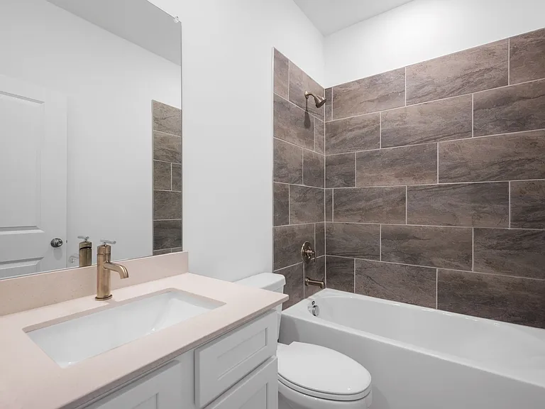 3227 Aberdeen Row — Photo 16