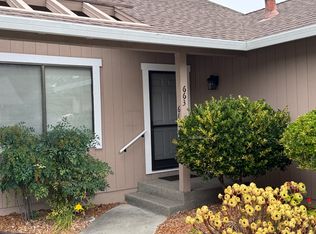663 Spring Ln, Sonoma, CA 95476