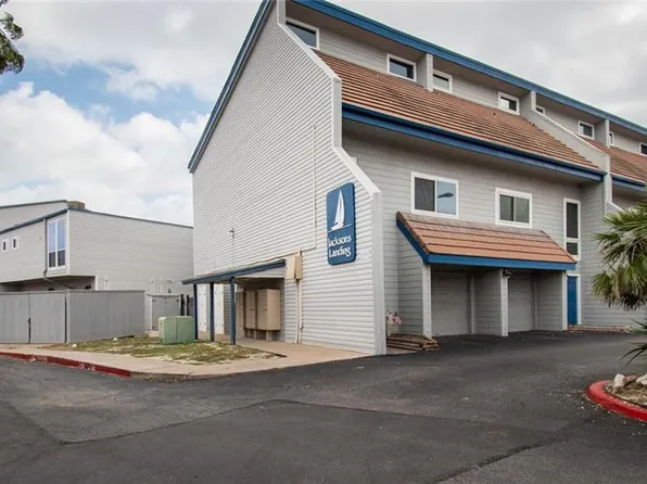3402 Ocean Dr, Corpus Christi, TX
