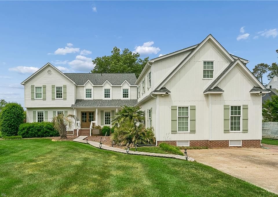 1st image of 30 Rivergate Dr