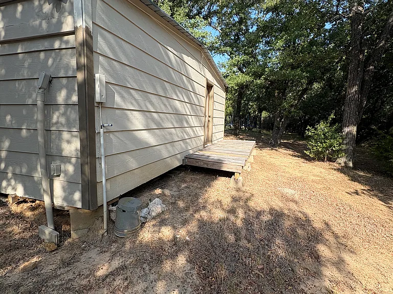 625 Private Road 4369 — Photo 7