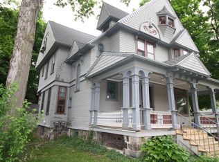 904 S Park St, Kalamazoo, MI 49001