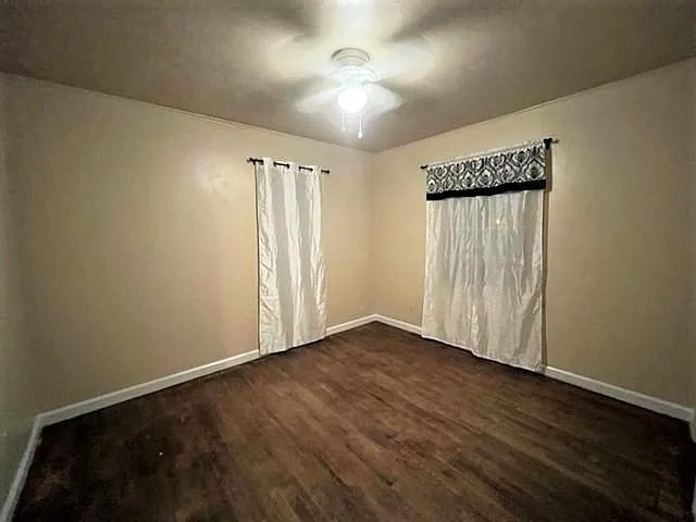 205 E Marshall Dr — Photo 8