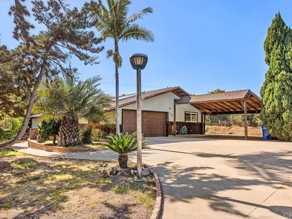 414 Osborne St, Vista, CA 92084