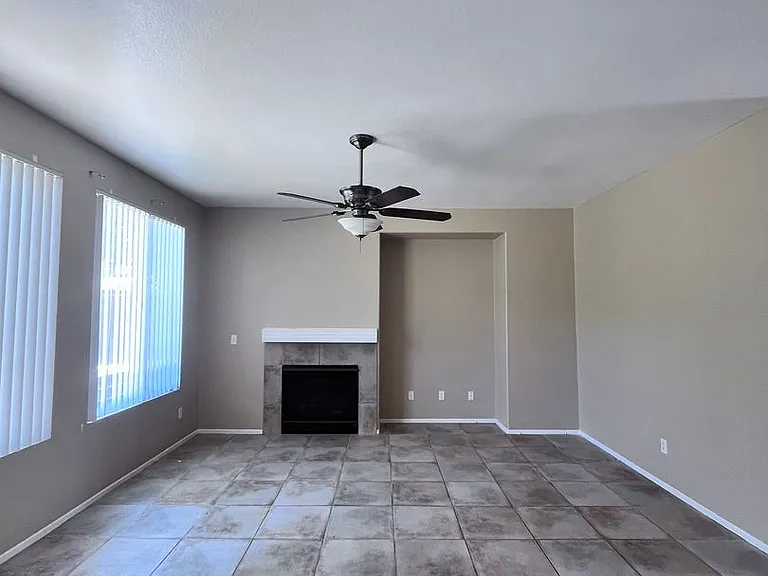 33405 Wallace Way — Photo 5