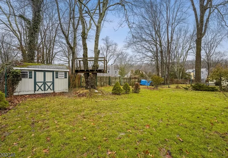 23 Crescent Dr — Photo 13