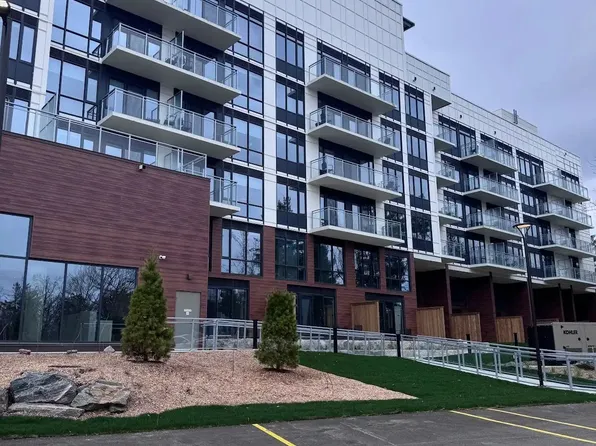 100 Carrick Trl, Gravenhurst, ON
