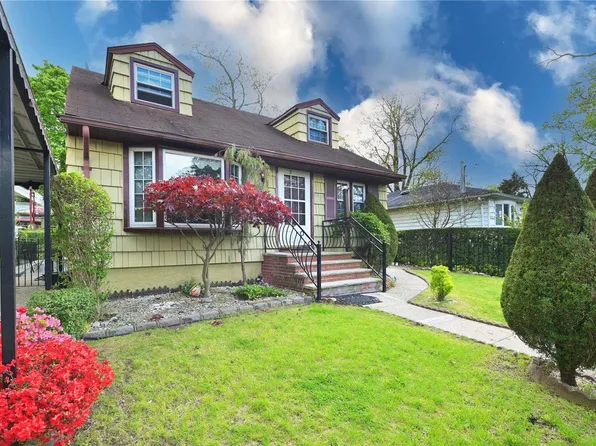 254-10 39th Avenue, Little Neck, NY 11363