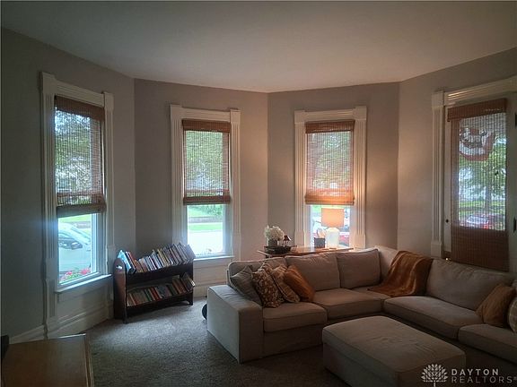 5th image of 719 N Cherry St