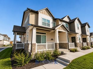 5623 W Coastal Ridge Ln, West Valley City, UT 84118