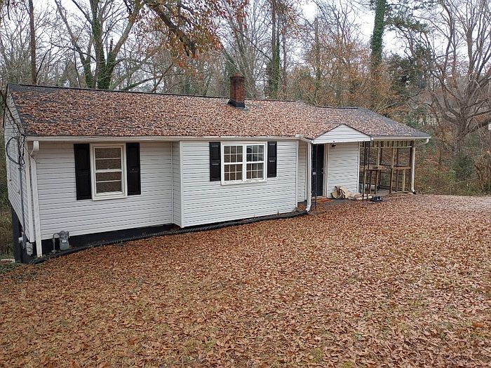 1st image of 115 Crosby Cir