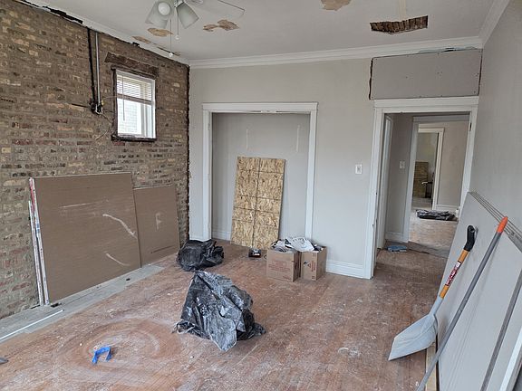 2nd image of 1628 N Humboldt Blvd APT 3