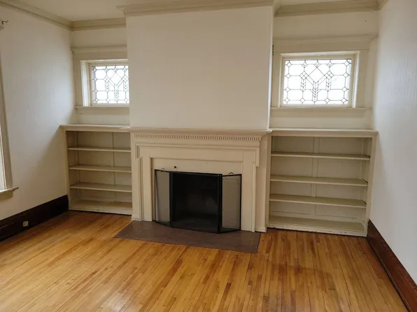 415 Division St, Wausau, WI 54403