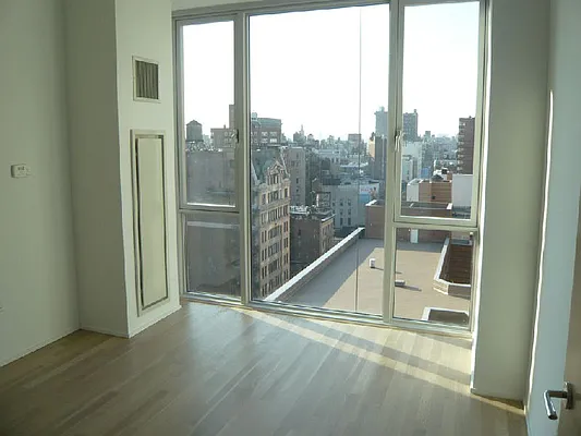 Rented by Sotheby's International Realty | media 15