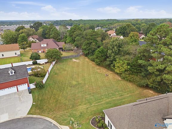 3rd image of 14739 Crown Ct E