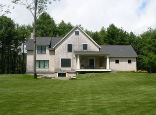 76 The Ln, North Yarmouth, ME 04097