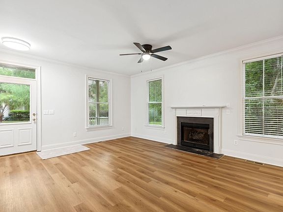 4th image of 5080 Coral Reef Dr