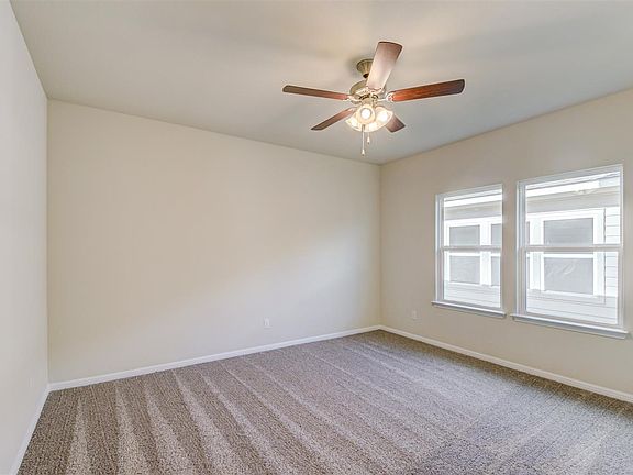 937Stampede_MasterBedroom