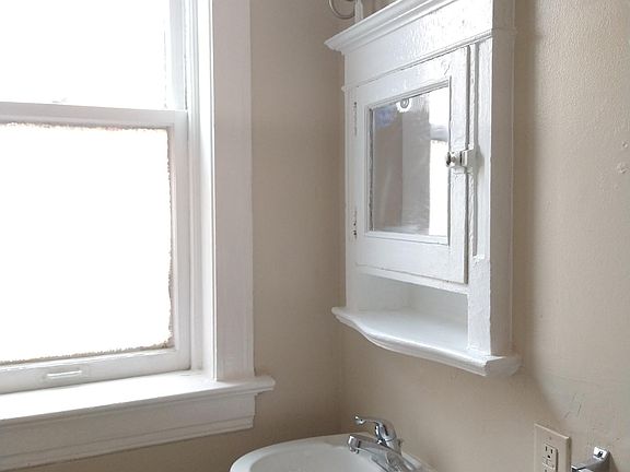 5th image of 4008 Connecticut St