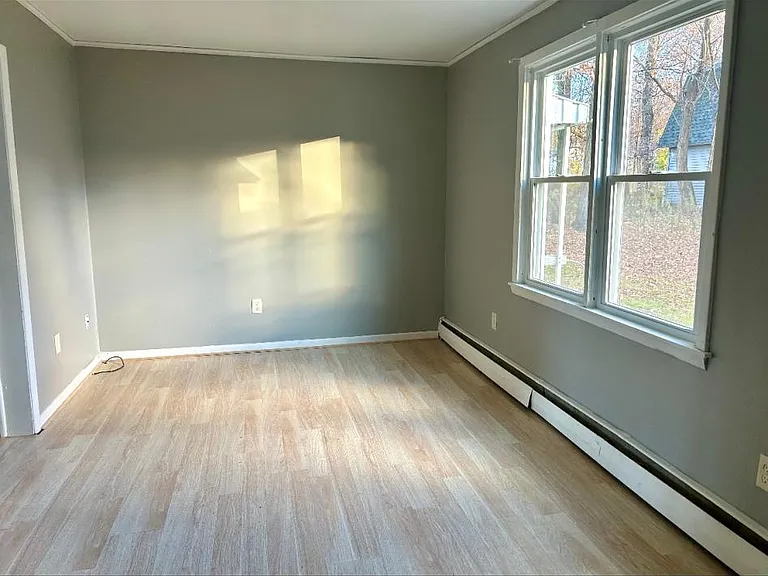 349 Safford St #3 — Photo 3