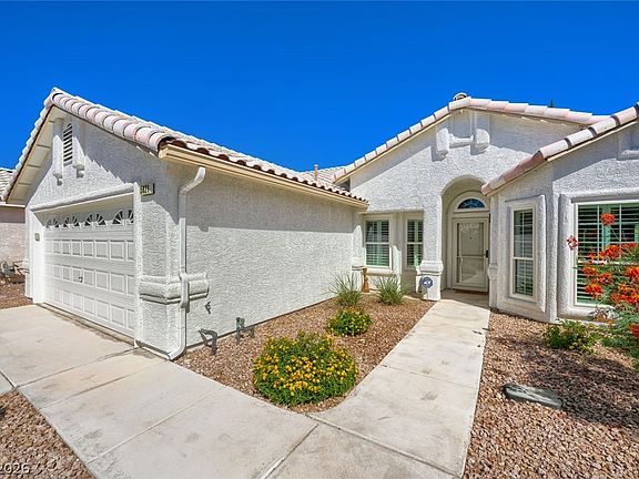 4th image of 5421 Desert Paradise Dr