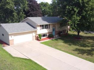 11513 Monroe St NE, Blaine, MN 55434