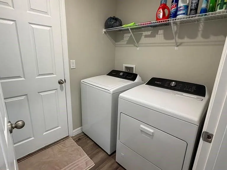 4904 Mainsail St — Photo 25