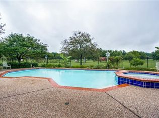 3221 Ridge Oak Dr, Garland, TX 75044