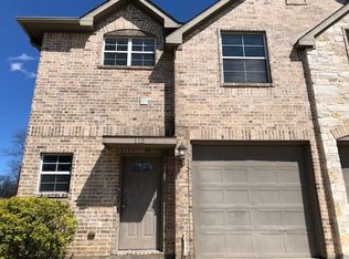 113 S Holly Ave, Sherman, TX 75092