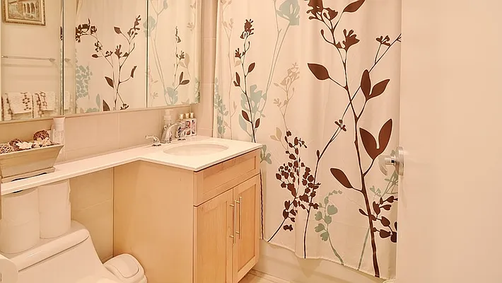 Rented by Park Property Advisors | media 36