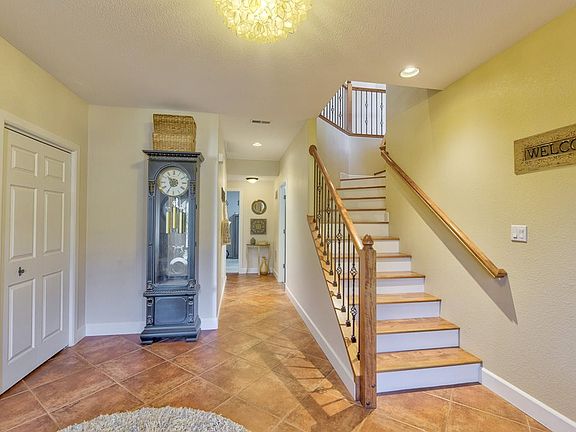 3rd image of 2632 Dover Dr