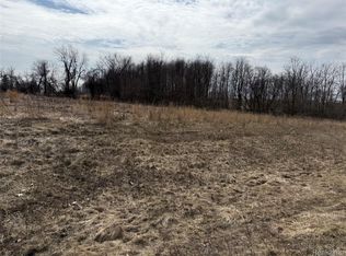 11 Lauren Ln, Dryden, MI 48428