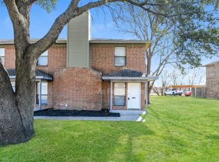 5915 Shadydell Dr, Fort Worth, TX 76135