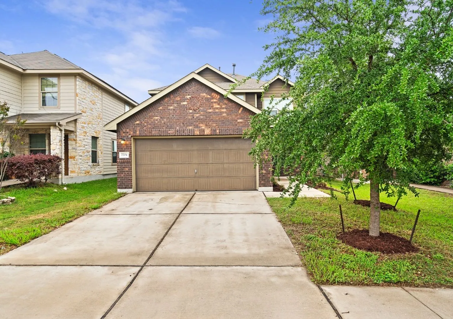 7204 Outfitter Dr, Austin, Texas 78744 — Photo 1