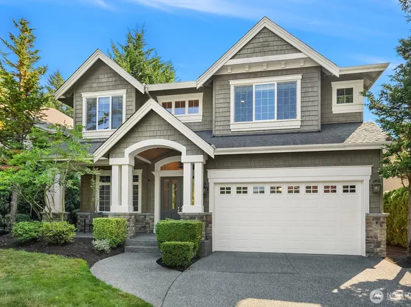 2098 211th Place SE, Sammamish, WA 98075