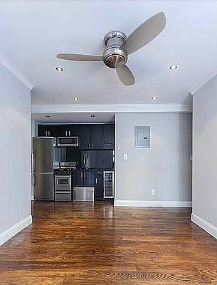 1st image of 327 E 8th St #B2