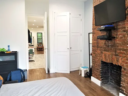 Rented by Igor Ger, LREB | media 24