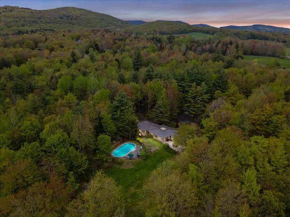 835 Alpine View Road, Stowe, VT 05672
