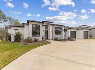 1515 N Fielder Rd, Arlington, TX 76012