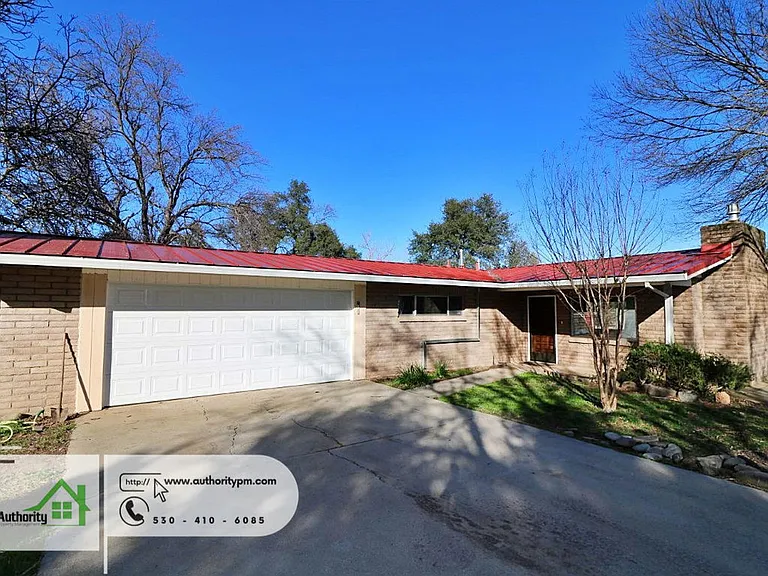 8807 Deschutes Rd — Photo 6