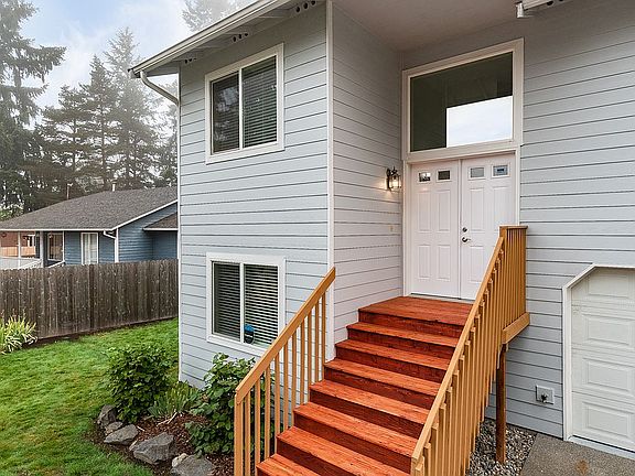 4th image of 21617 135th St E