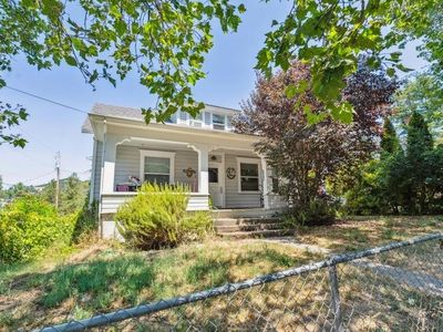 1224 SE Court Ave, Roseburg, OR, 97470