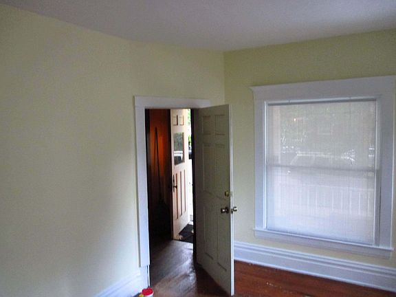 3rd image of 707 W Vine St #1